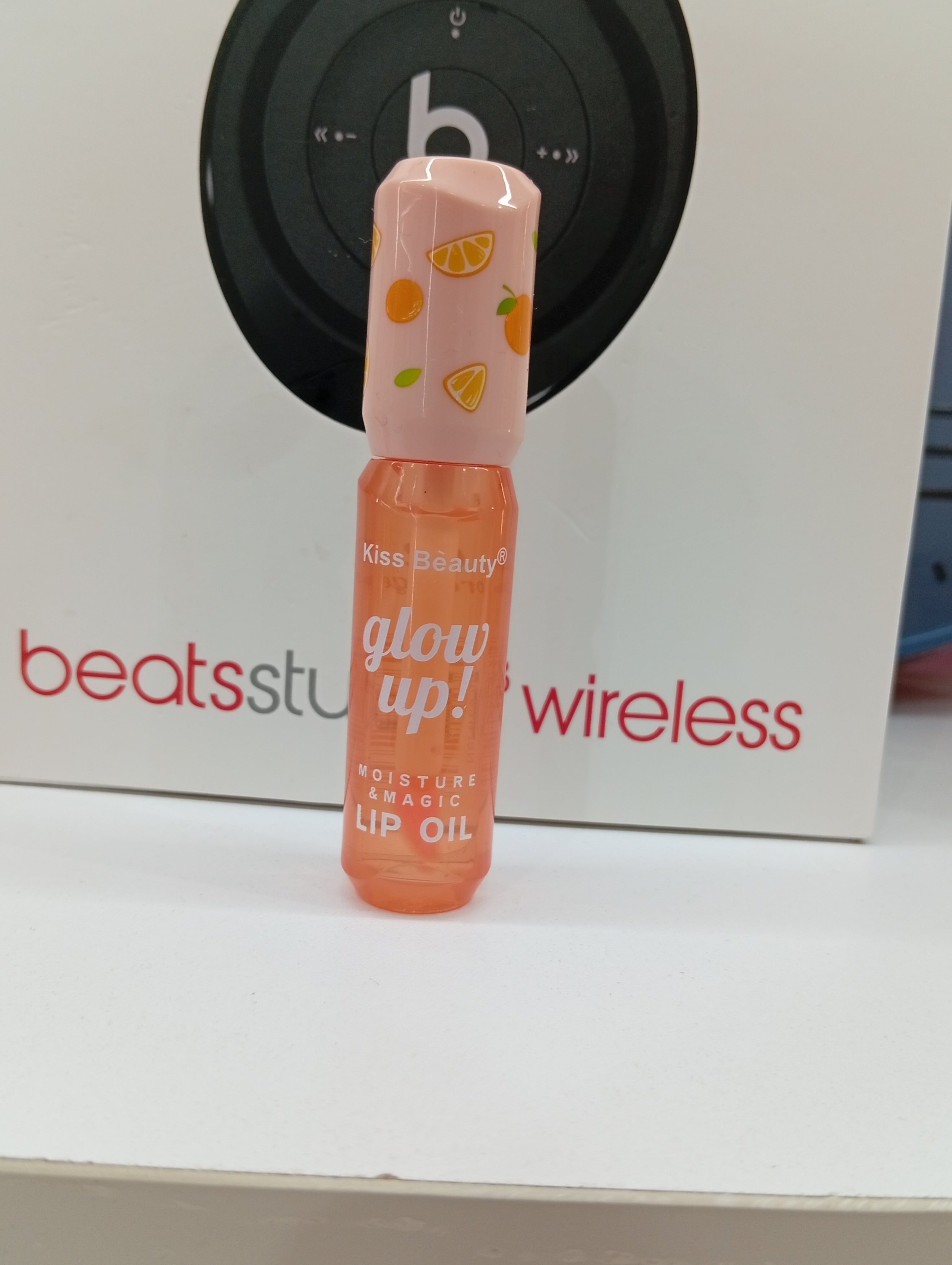 Glow up lip oil